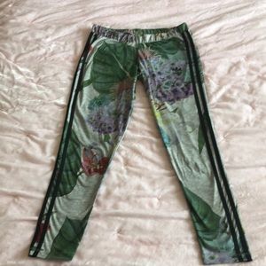 Adidas athletic leggings